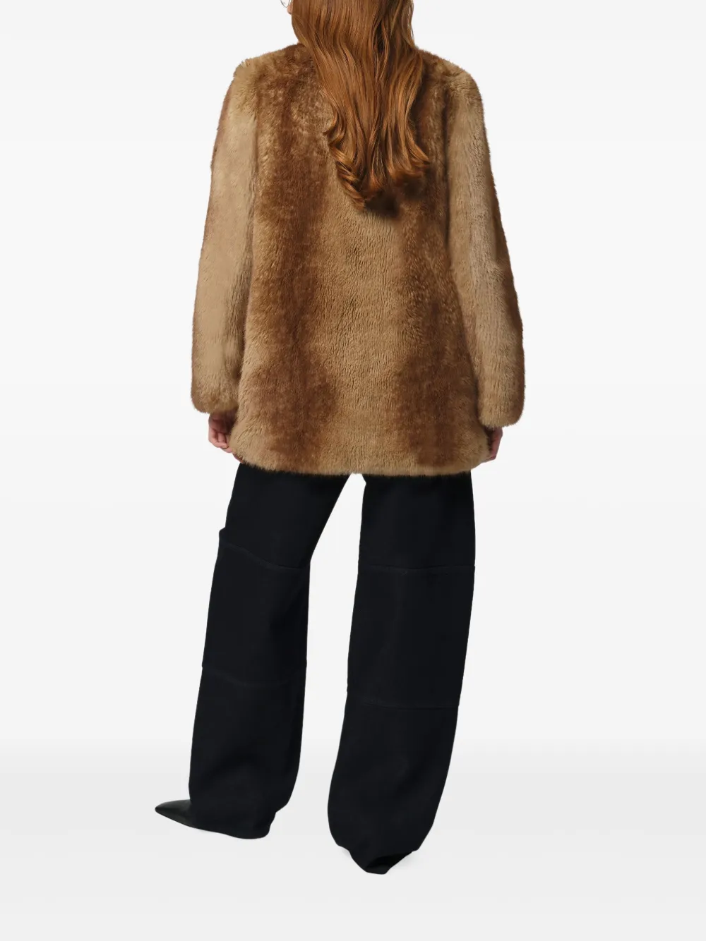 Apparis Petra jas met enkele rij knopen Bruin