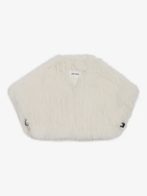 Apparis Devin shrug