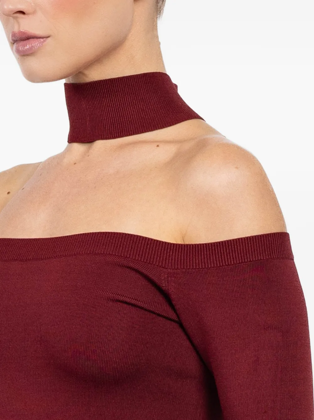 Off-Shoulder T-Shirt