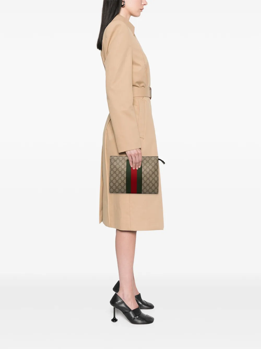 Pre-owned Gucci 2000-2015 Gg Supreme Web Clutch Bag In Brown
