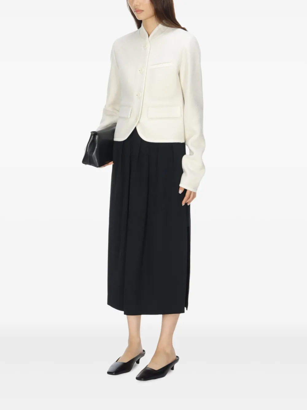 Rier Walker Buttoned Jacket In White