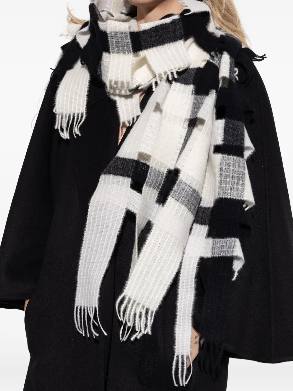 Issey Miyake Raschel sjaal met franje Wit
