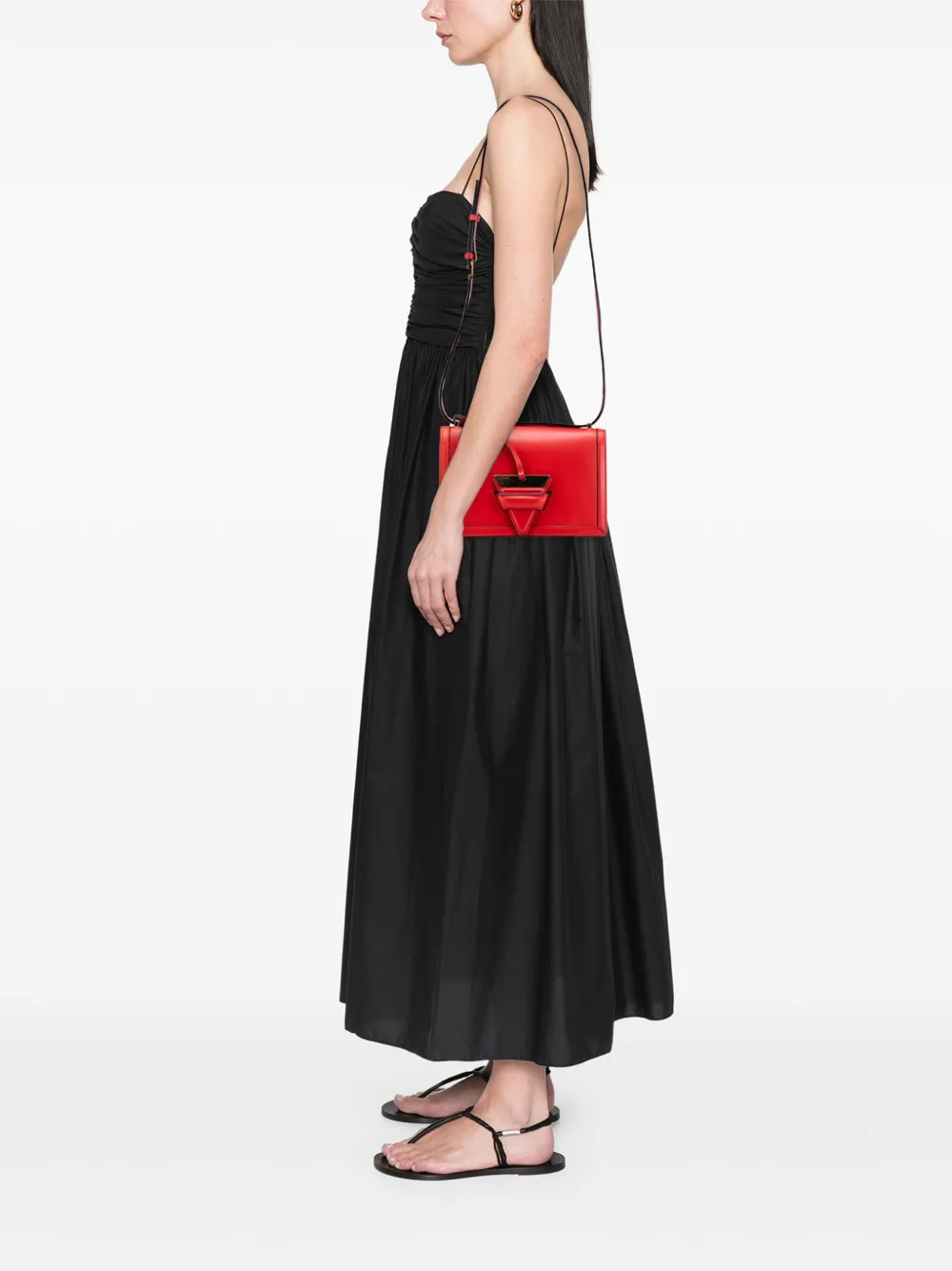 Pre-owned Loewe 2015 Medium Leather Barcelona Crossbody Bag In Red