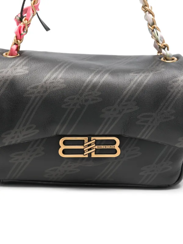 Balenciaga logo-detail Shoulder Bag | Black | FARFETCH