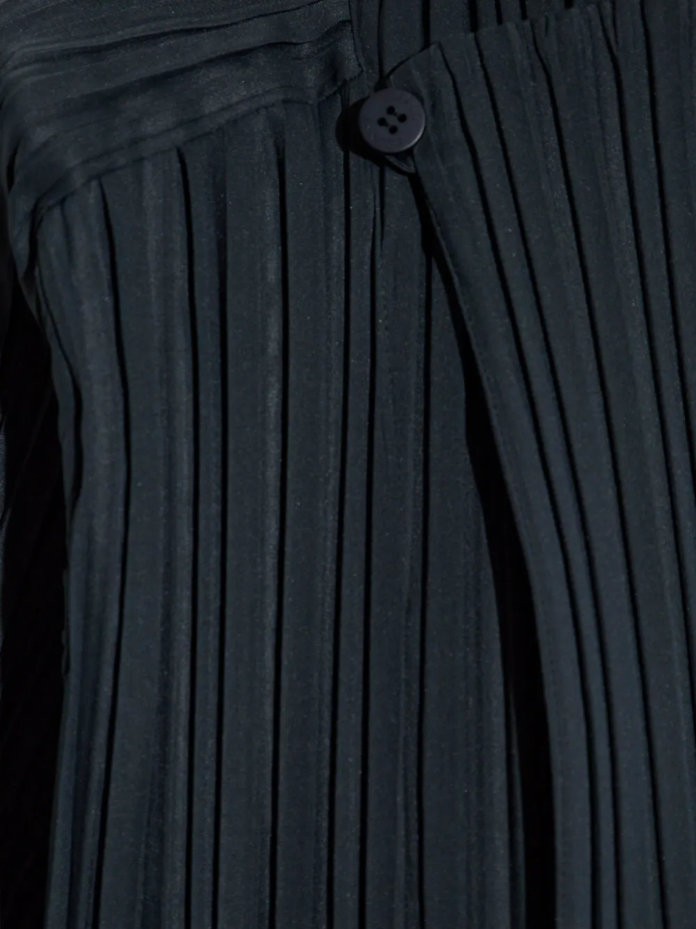 Issey Miyake Womens Charcoal Smooth Pleat Knitted Coat In Blue