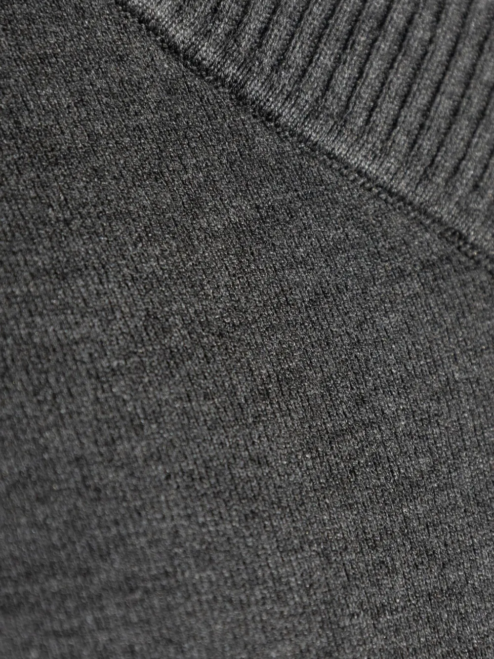 SAMSOE Salula trui met V-hals Grijs