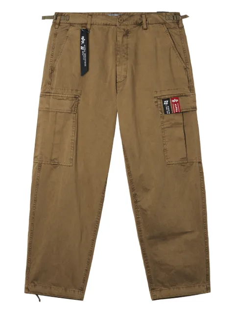 izzue cargo-pocket trousers