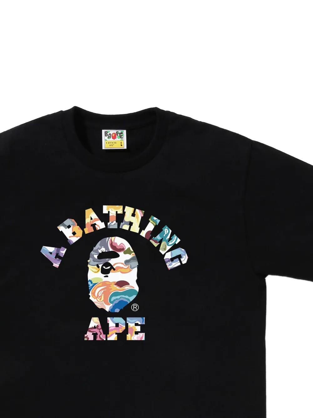 A BATHING APE® playera con logo gráfico | Playeras | Image 2