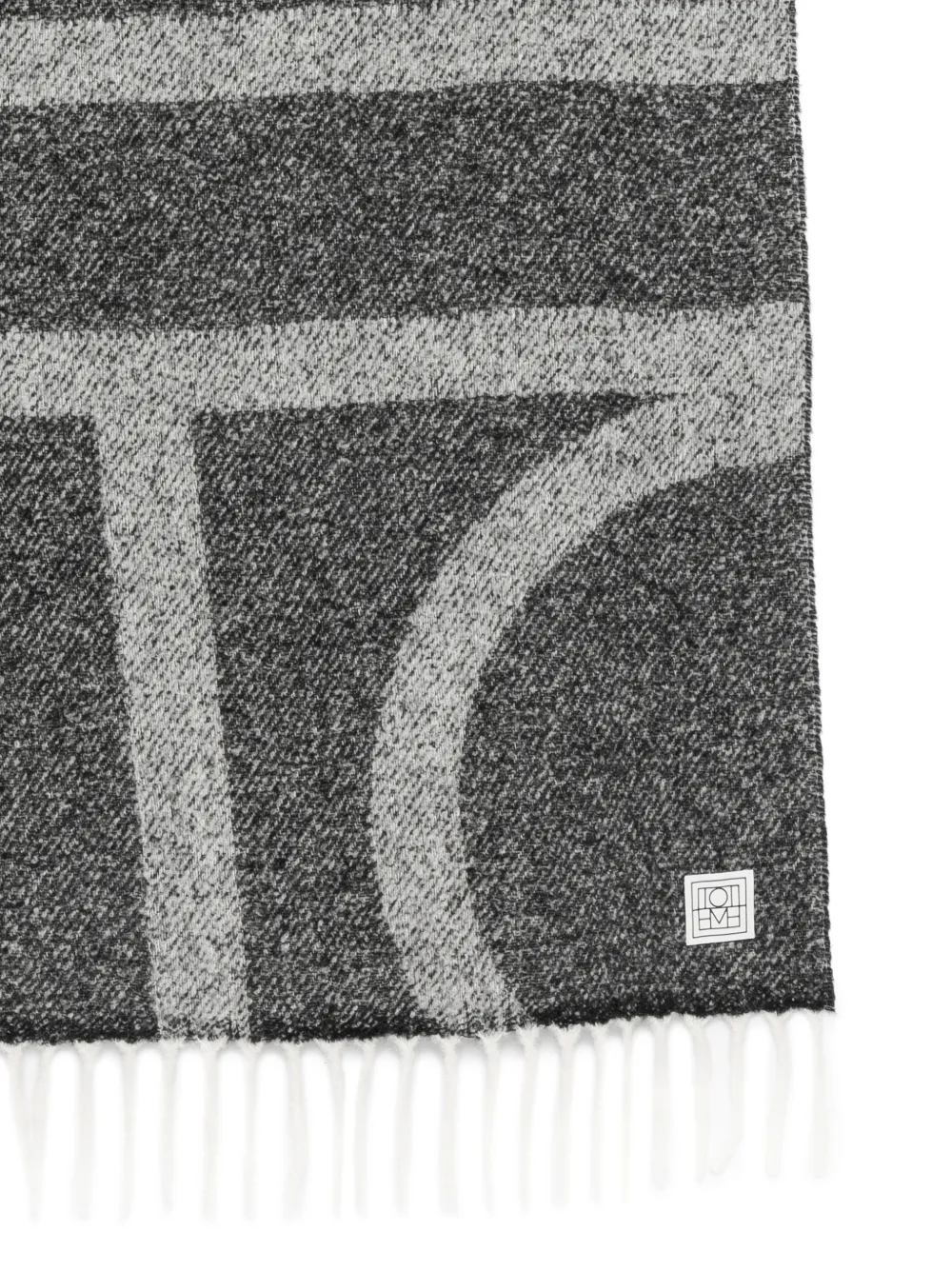 Totême Toteme Monogram Wool Scarf In Gray