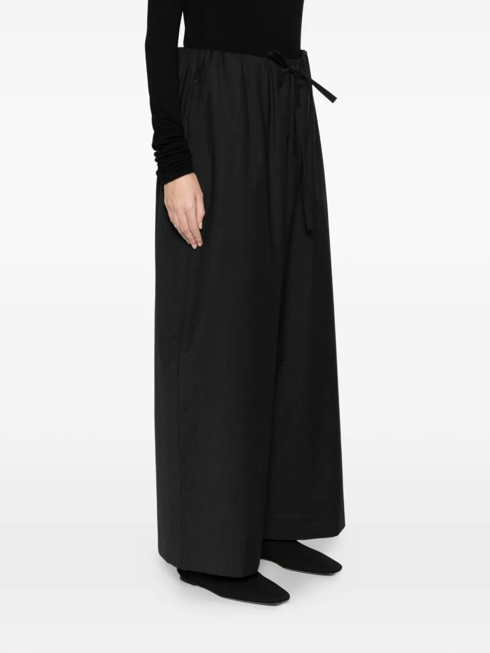Totême Drawstring-waist Trousers In Black
