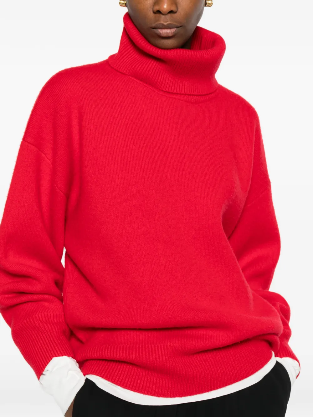 Turtleneck Seater