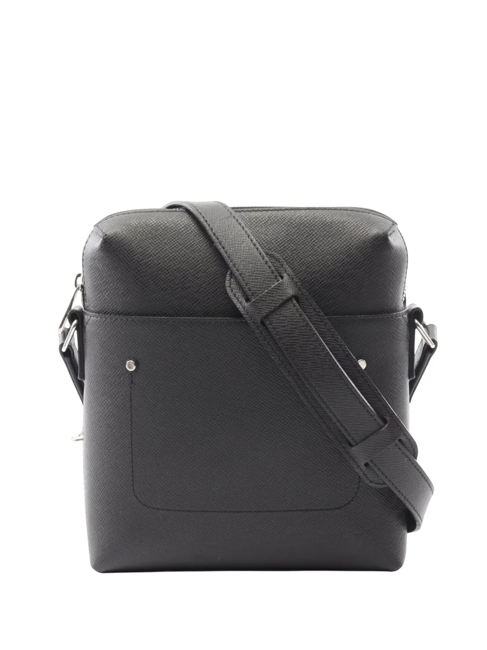 Pre-owned Louis Vuitton 2016 Taiga Grigori Pochette Crossbody Bag In Black