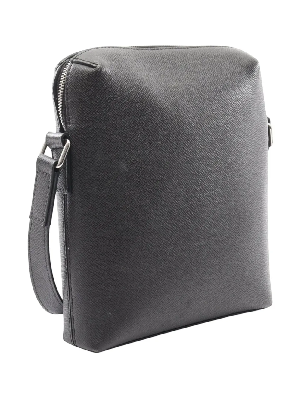 Pre-owned Louis Vuitton 2016 Taiga Grigori Pochette Crossbody Bag In Black