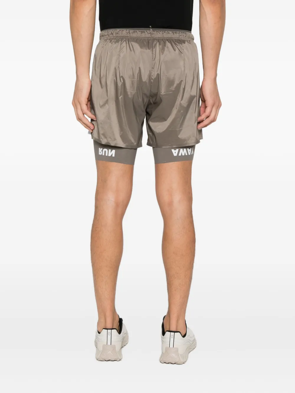 Satisfy Gelaagde shorts Beige