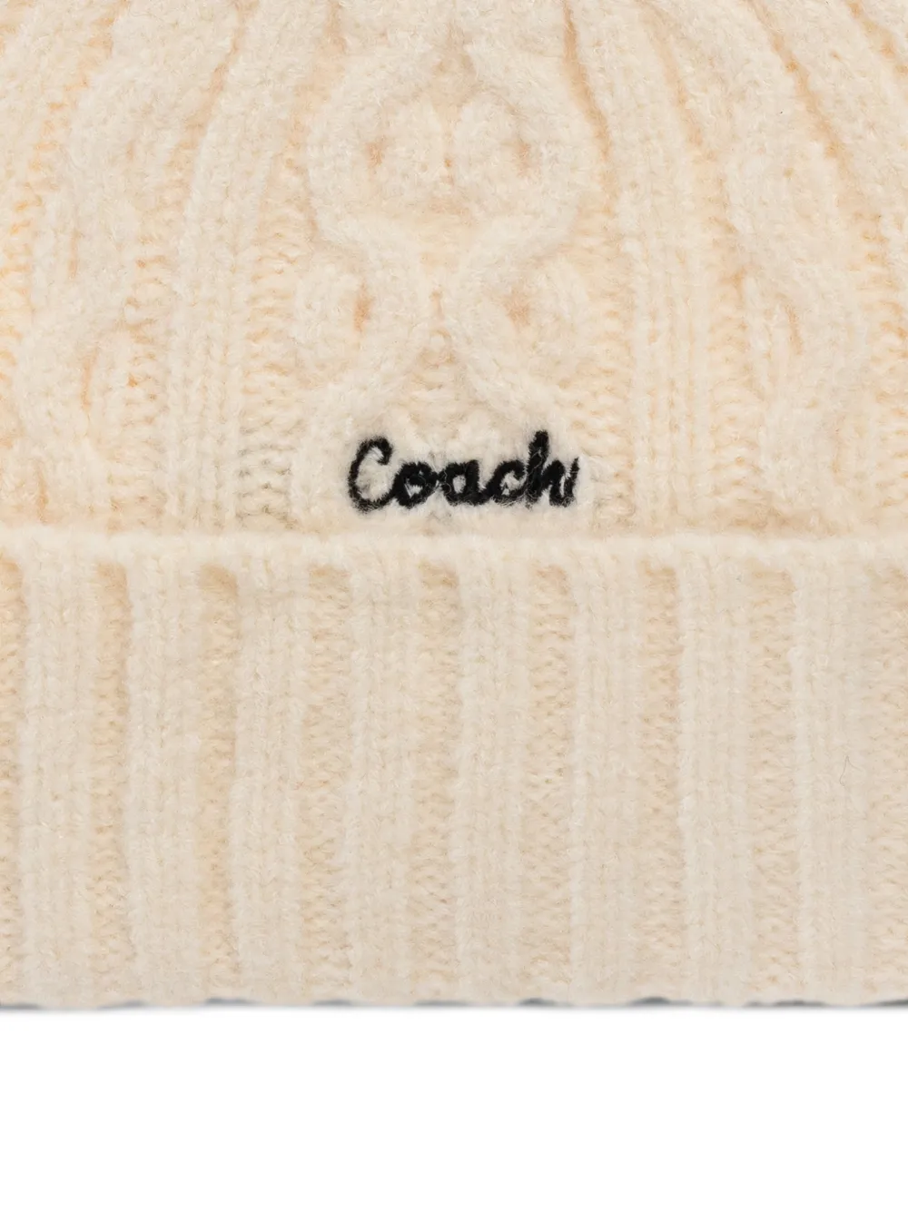 Coach Kabelgebreide muts met geborduurd logo Beige