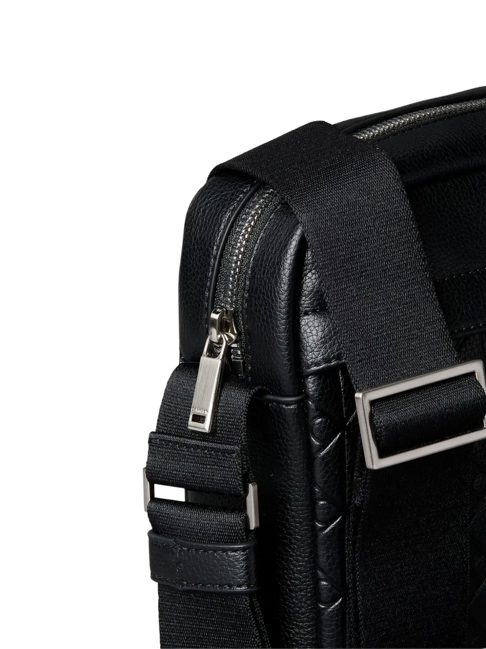 Calvin Klein Bags.. Zwart