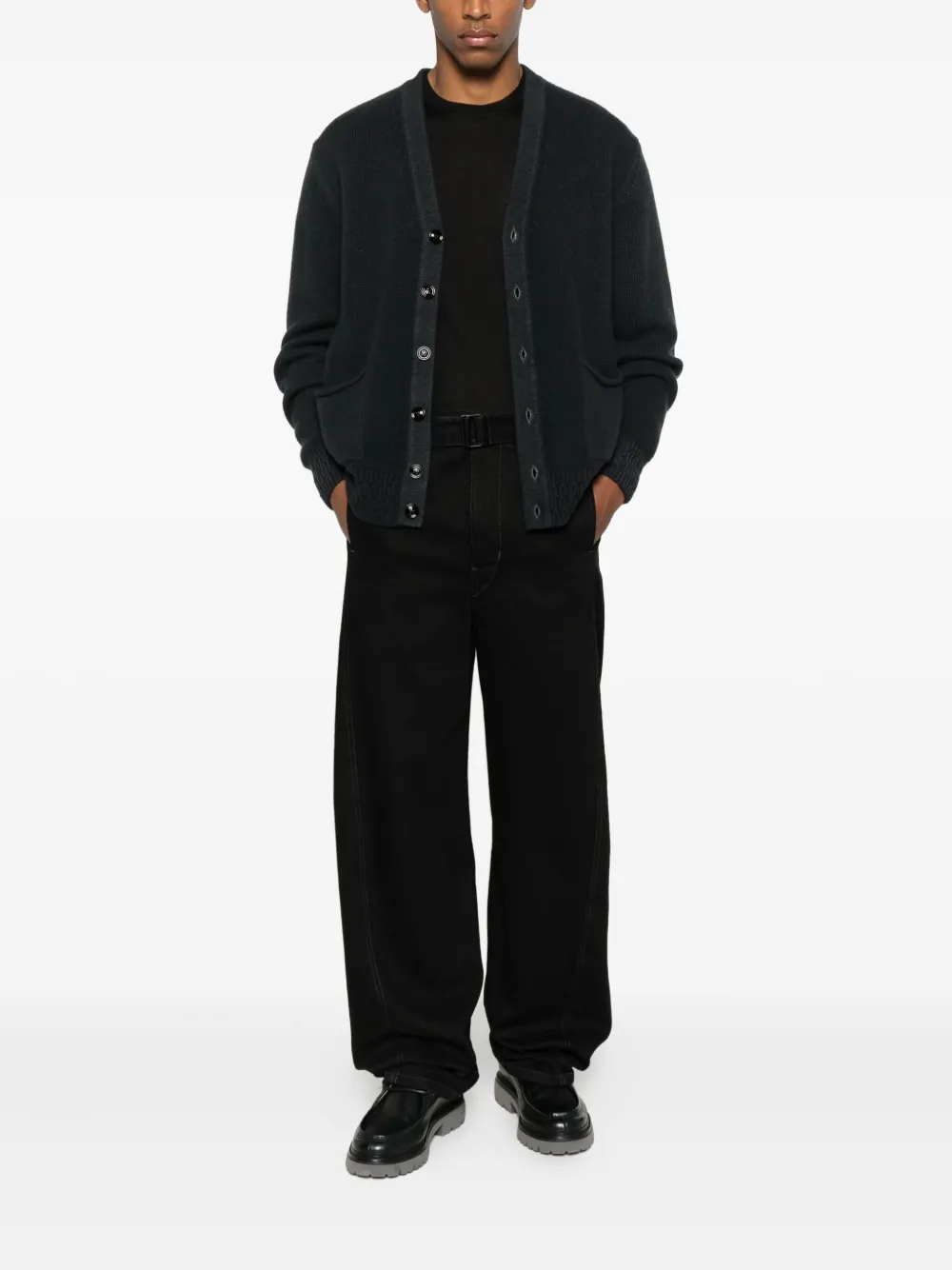 Daniele Fiesoli Geknöpfter Cardigan mit Tasche | Cardigans | Image 2