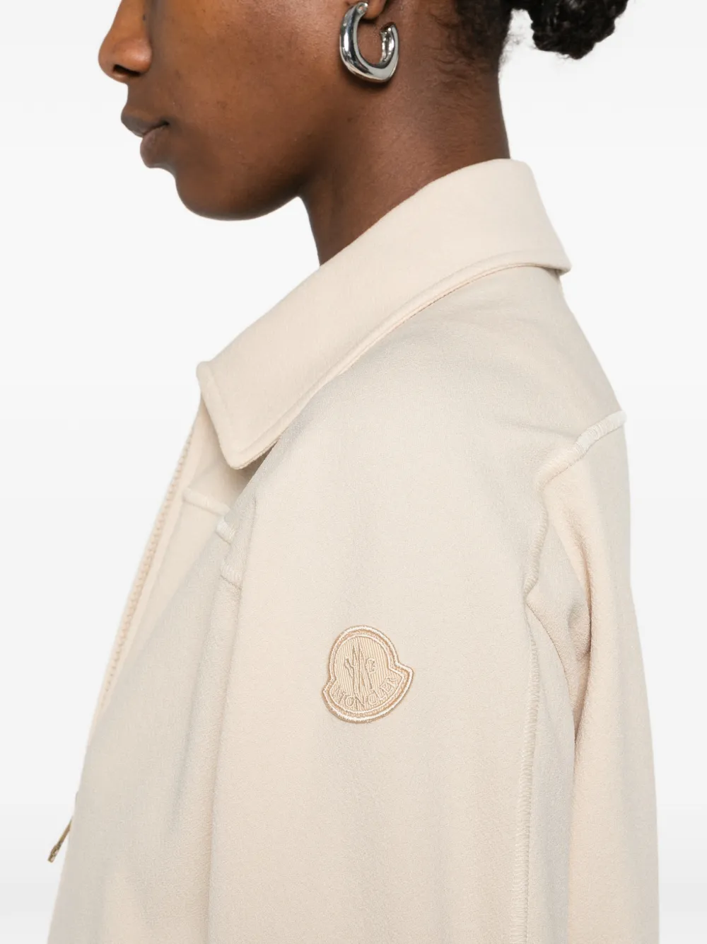 Moncler Bomberjack met logo en rits Beige