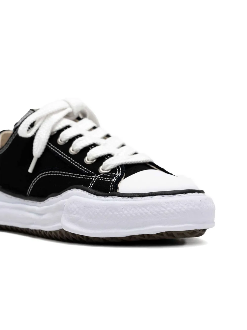 Maison MIHARA YASUHIRO lace-up cotton sneakers Zwart