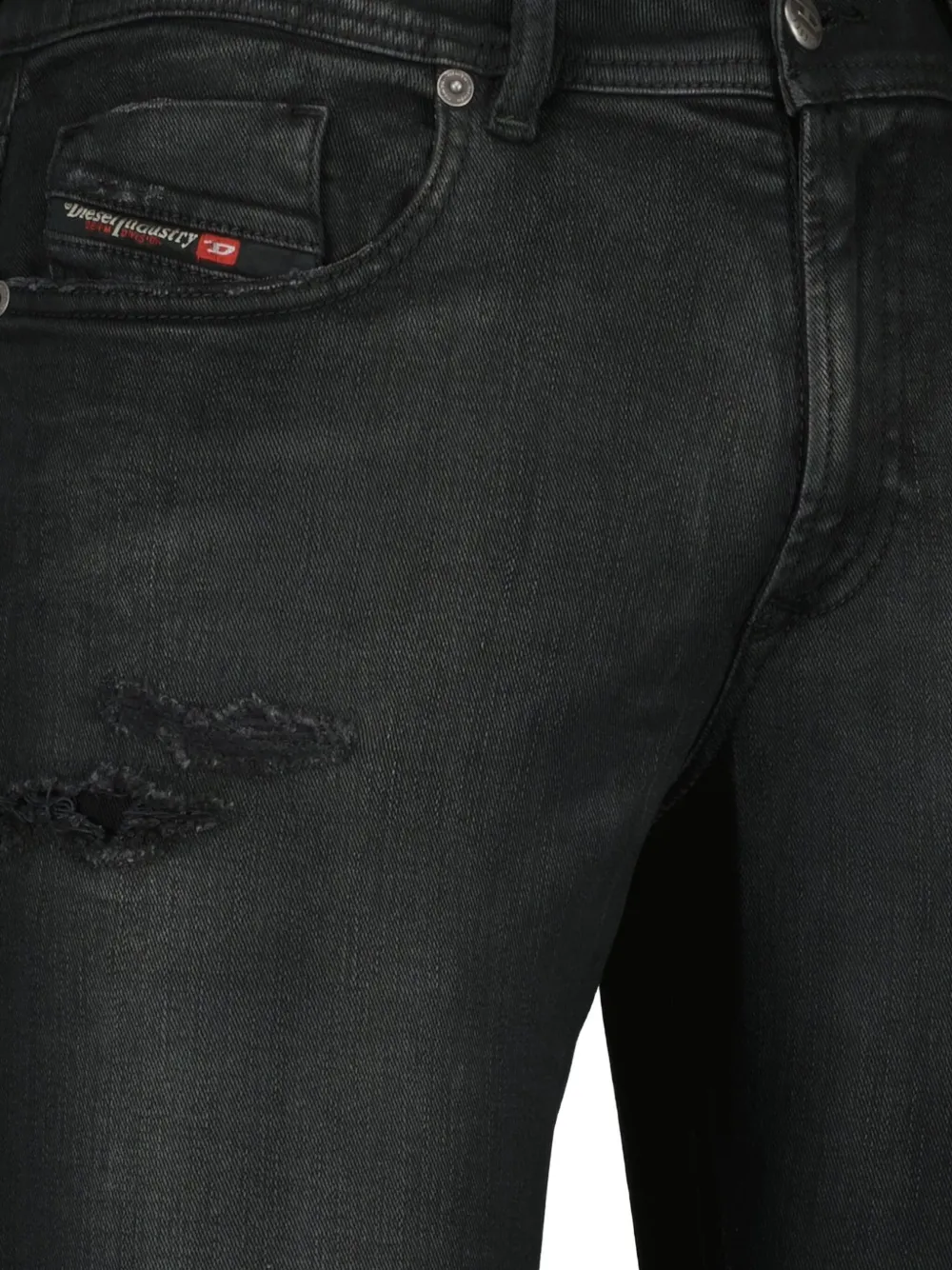 Diesel Sleenker 1979 Distressed Jeans In Black