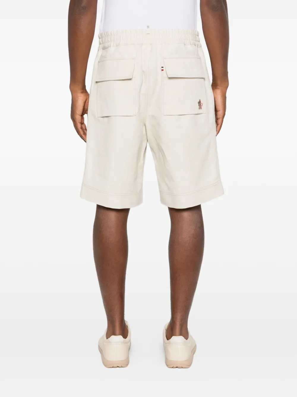 Moncler Grenoble Shorts met ritszak Beige