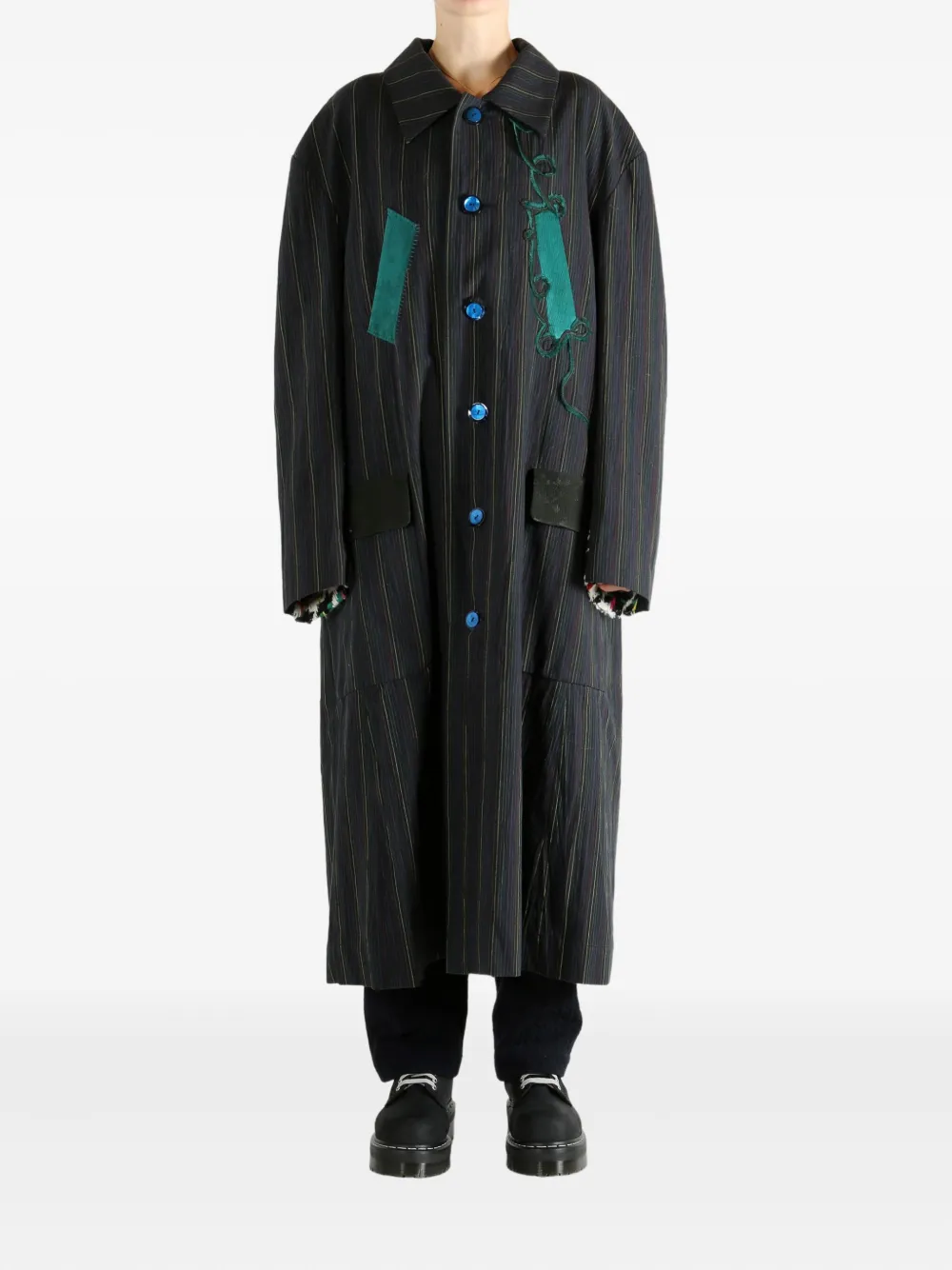 COMMUNS abrigo con detalle de apliques | Abrigos con botones | Image 2