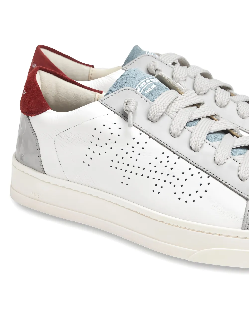 P448 Sneakers met geperforeerd logo Wit
