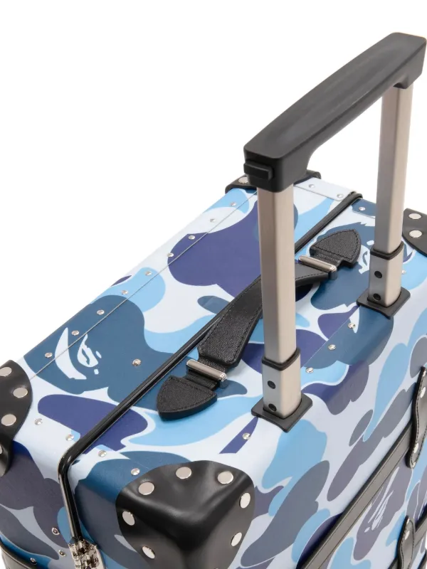 A BATHING APE® x Globe-Trotter カモフラージュ ボストンバッグ