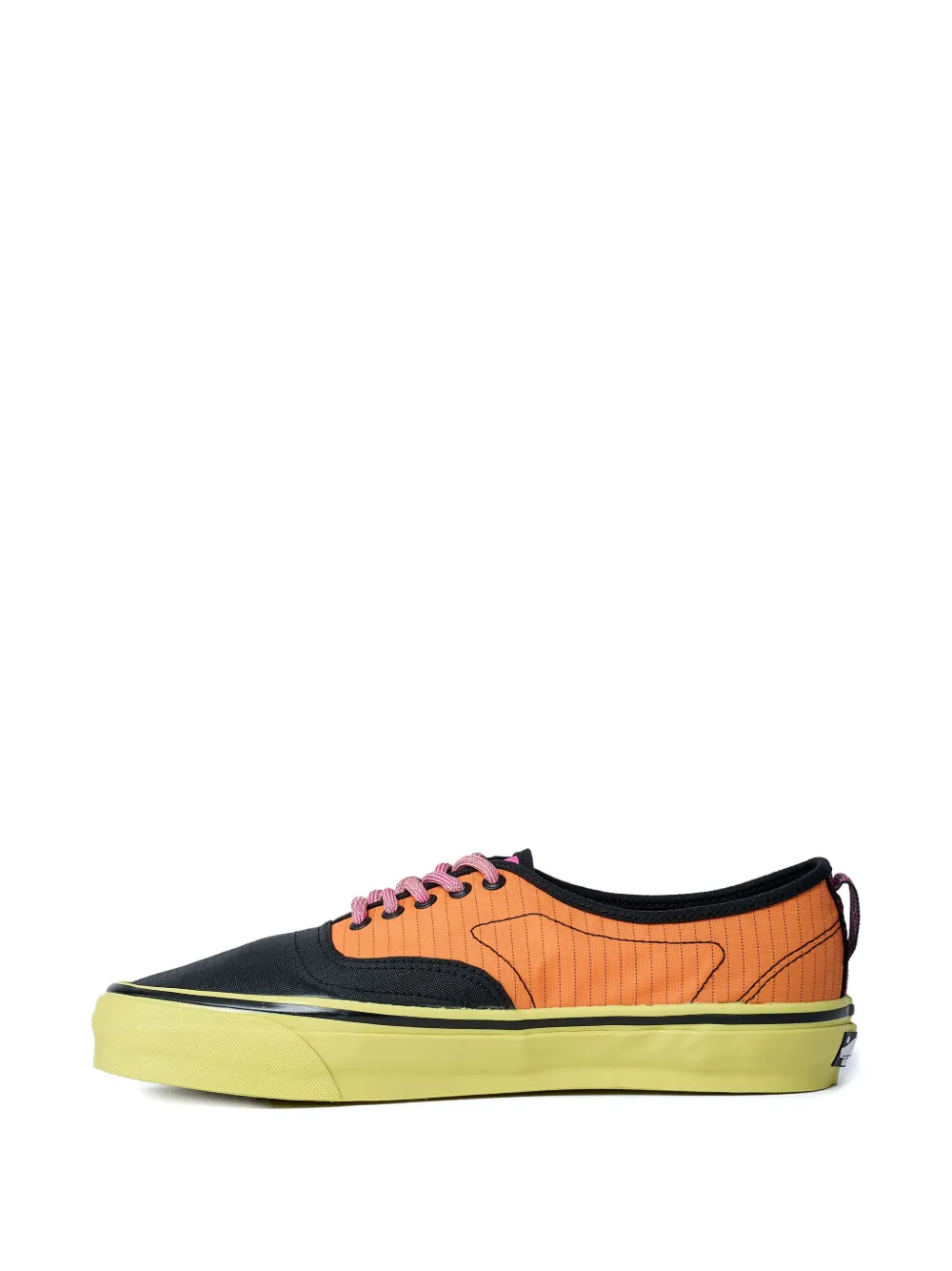 Vans contrast panel low-top sneakers | Low-Tops | Image 2