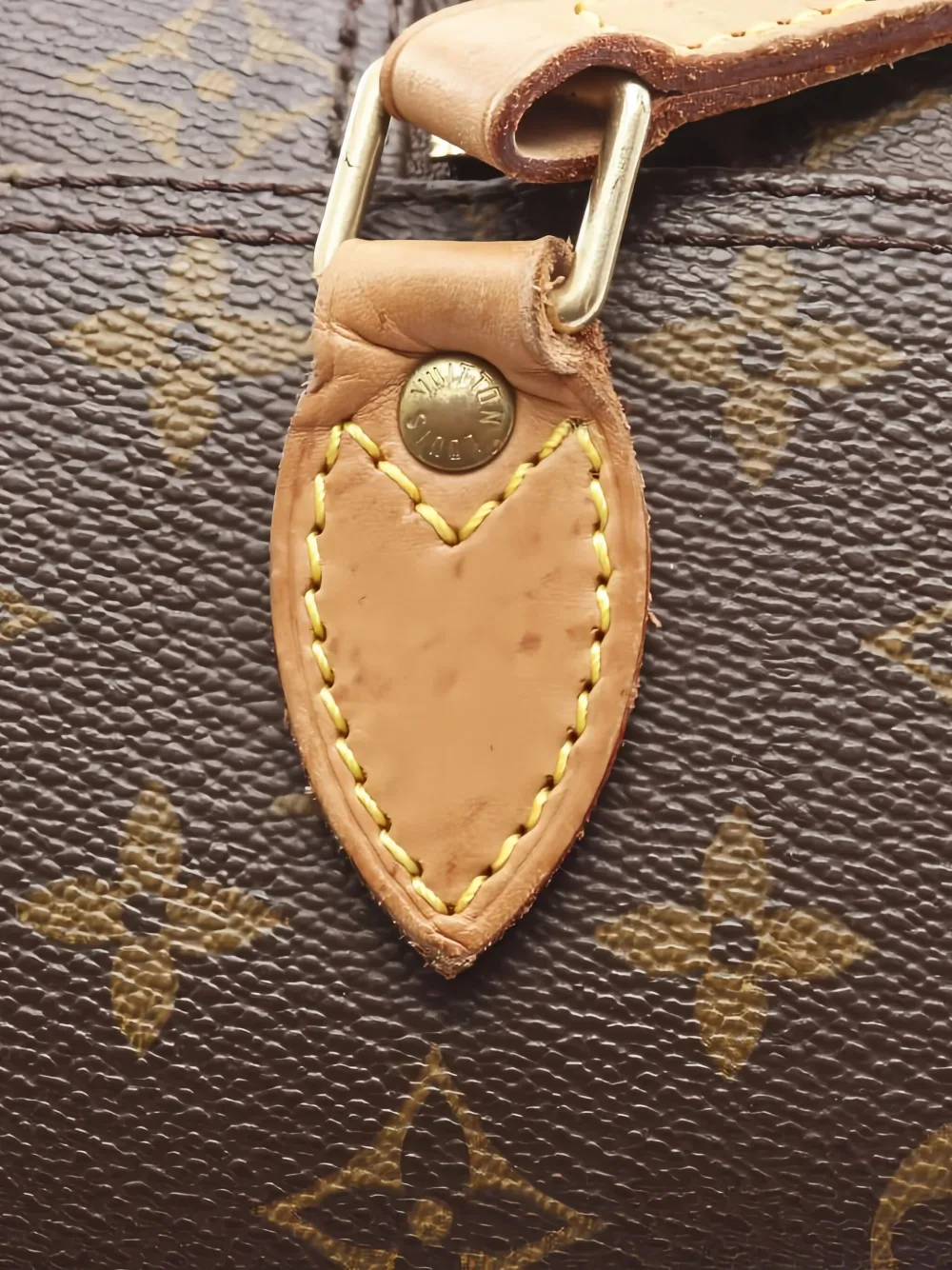 Pre-owned Louis Vuitton 2003 Blower Monogram-pattern Shoulder Bag In Brown