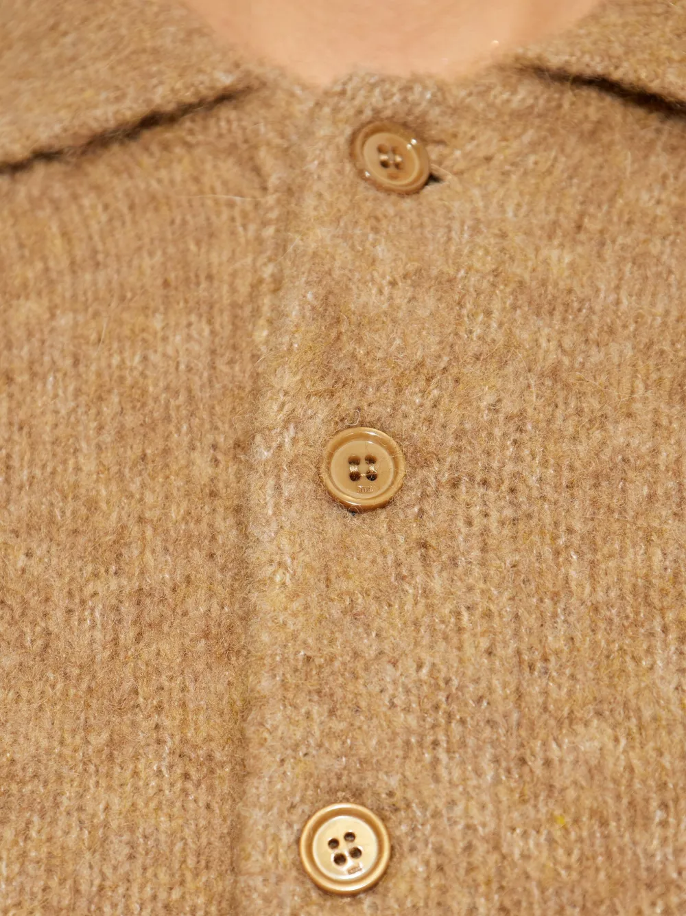 AMI Paris Jurk met knopen en kraag Bruin