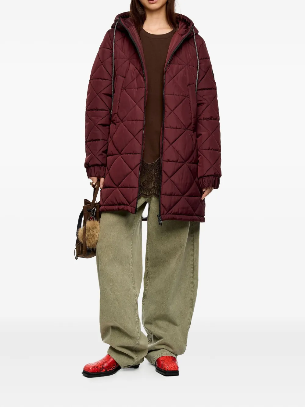 Bimba y Lola abrigo capitonado con capucha | Parkas | Image 2