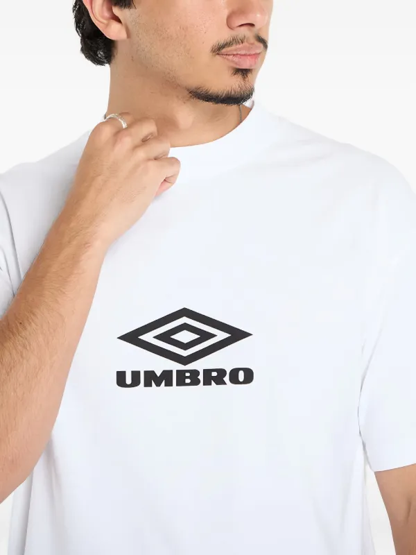 clothing tee shirt umbro homme UMBRO logo-print T-shirt White FARFETCH