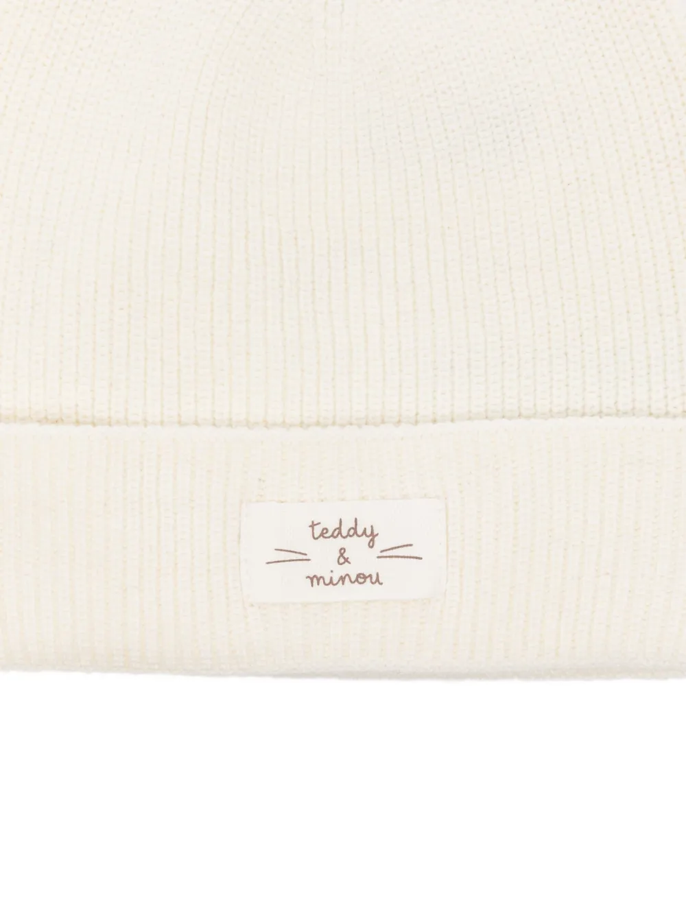 Teddy & Minou Labelled Knit Hat In Neutral