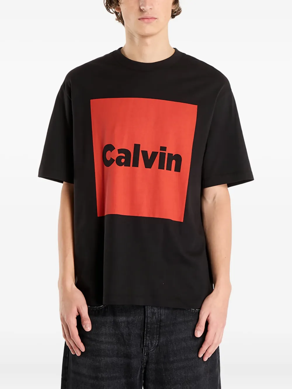 Calvin Klein ボックスロゴ Tシャツ | ブラック | Image 1