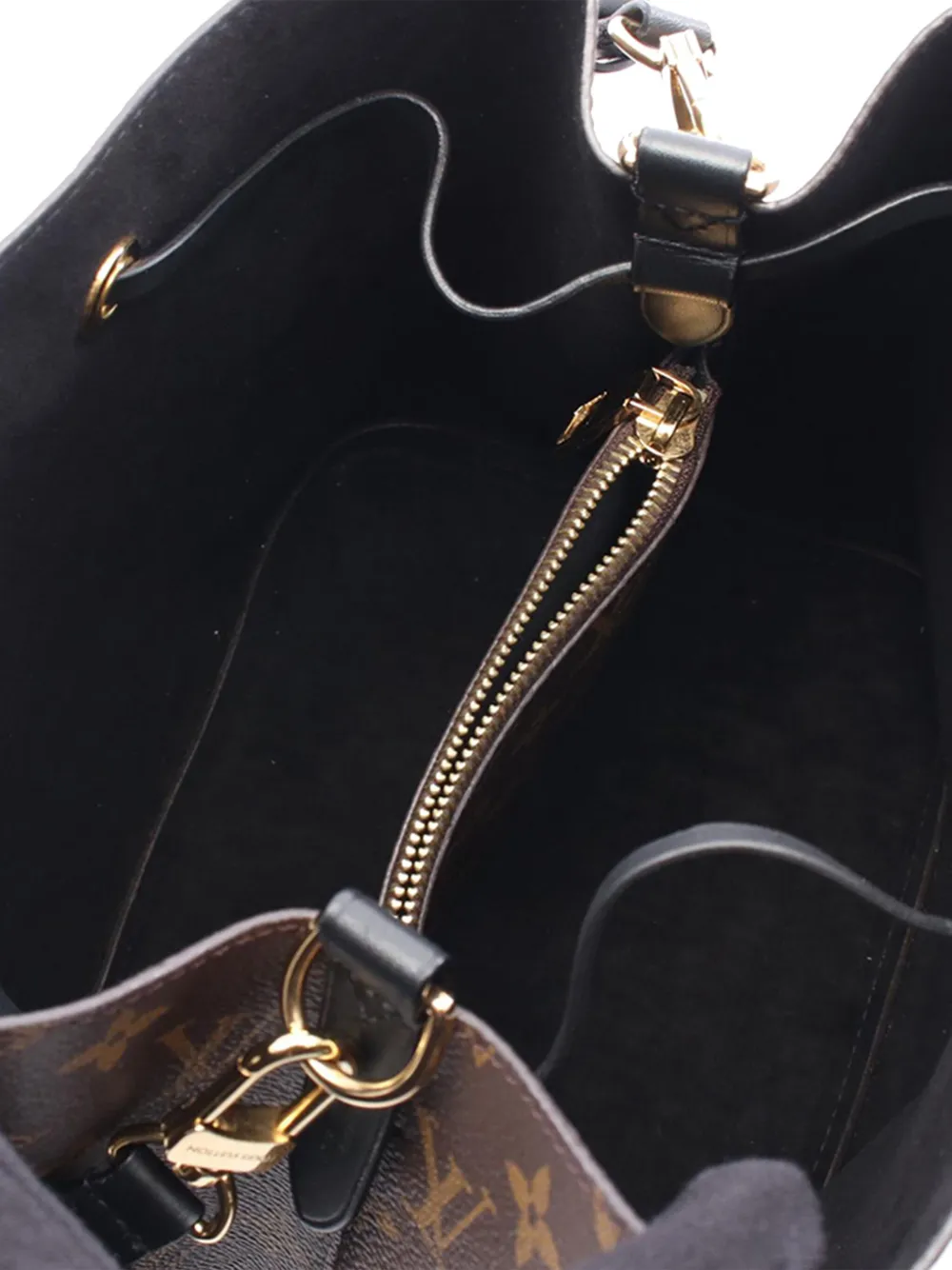 Pre-owned Louis Vuitton 2021-2025 Monogram Neonoe Mm Bucket Bag In Black