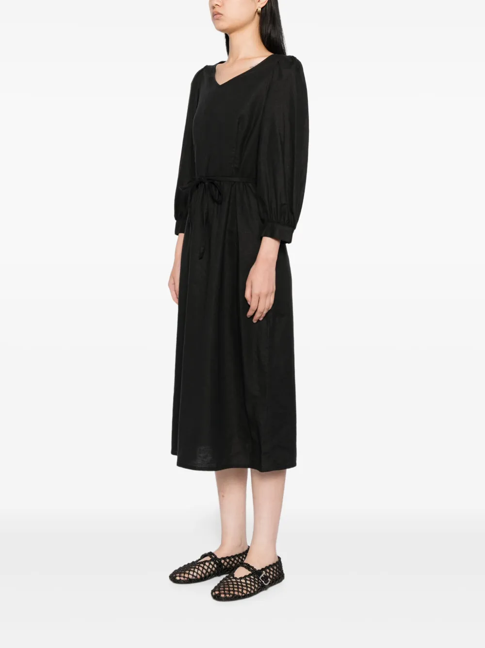 To b. by agnès b. Jurk met V-hals Zwart