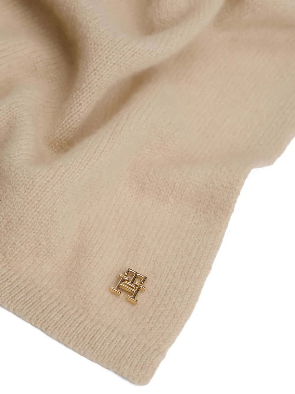 Tommy Hilfiger Logo-plaque Scarf In Neutral