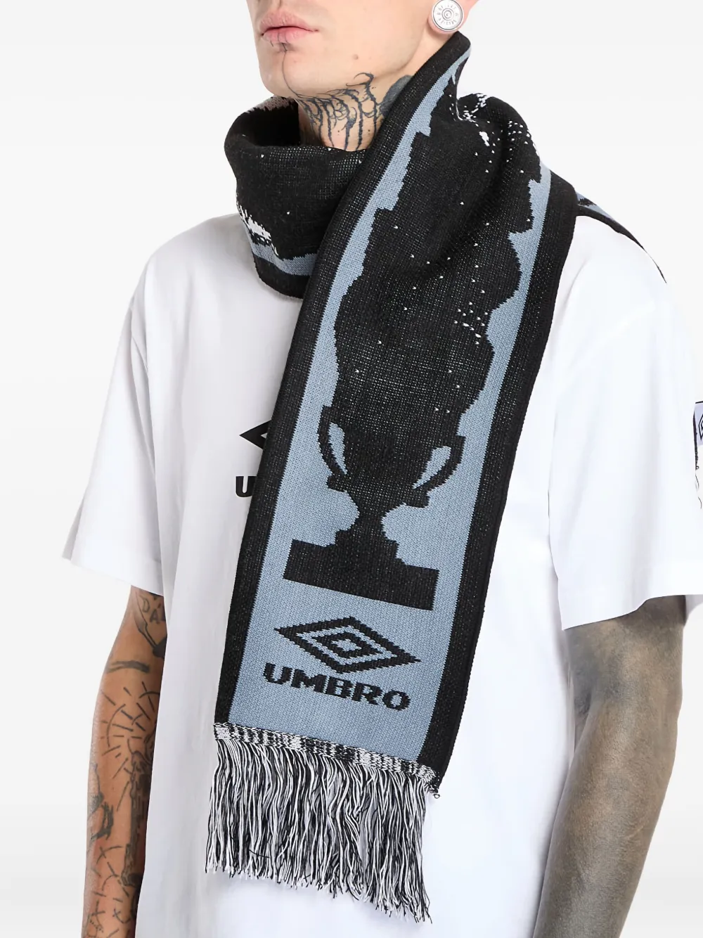 UMBRO Cult Unity fringed scarf | Image 2