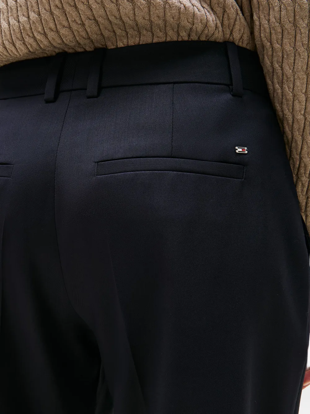 Tommy Hilfiger Logo-detail Trousers In Black