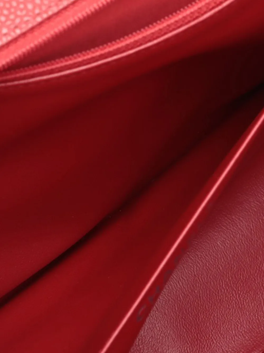 Pre-owned Chanel 2009-2010 Maxi Classic Caviar Single Flap Shoulder Bag In Red