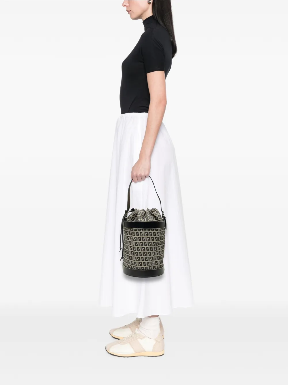 Fendi Pre-Owned 2000-2017 Zucchino Canvas bucket bag | Pre-Owned | Image 2