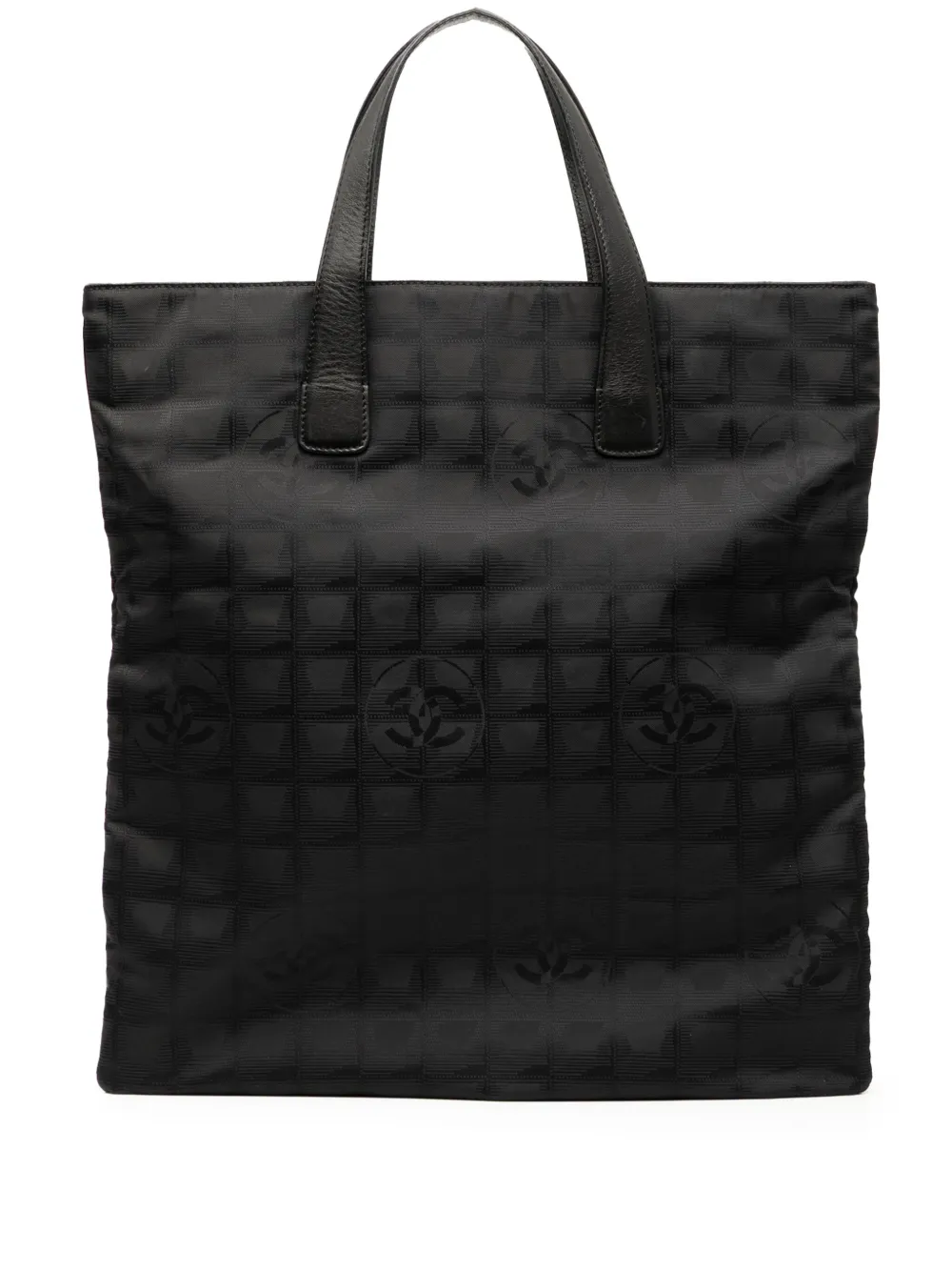 Pre-owned Chanel 2002-2003 New Travel Line Nylon Tote Bag In Black