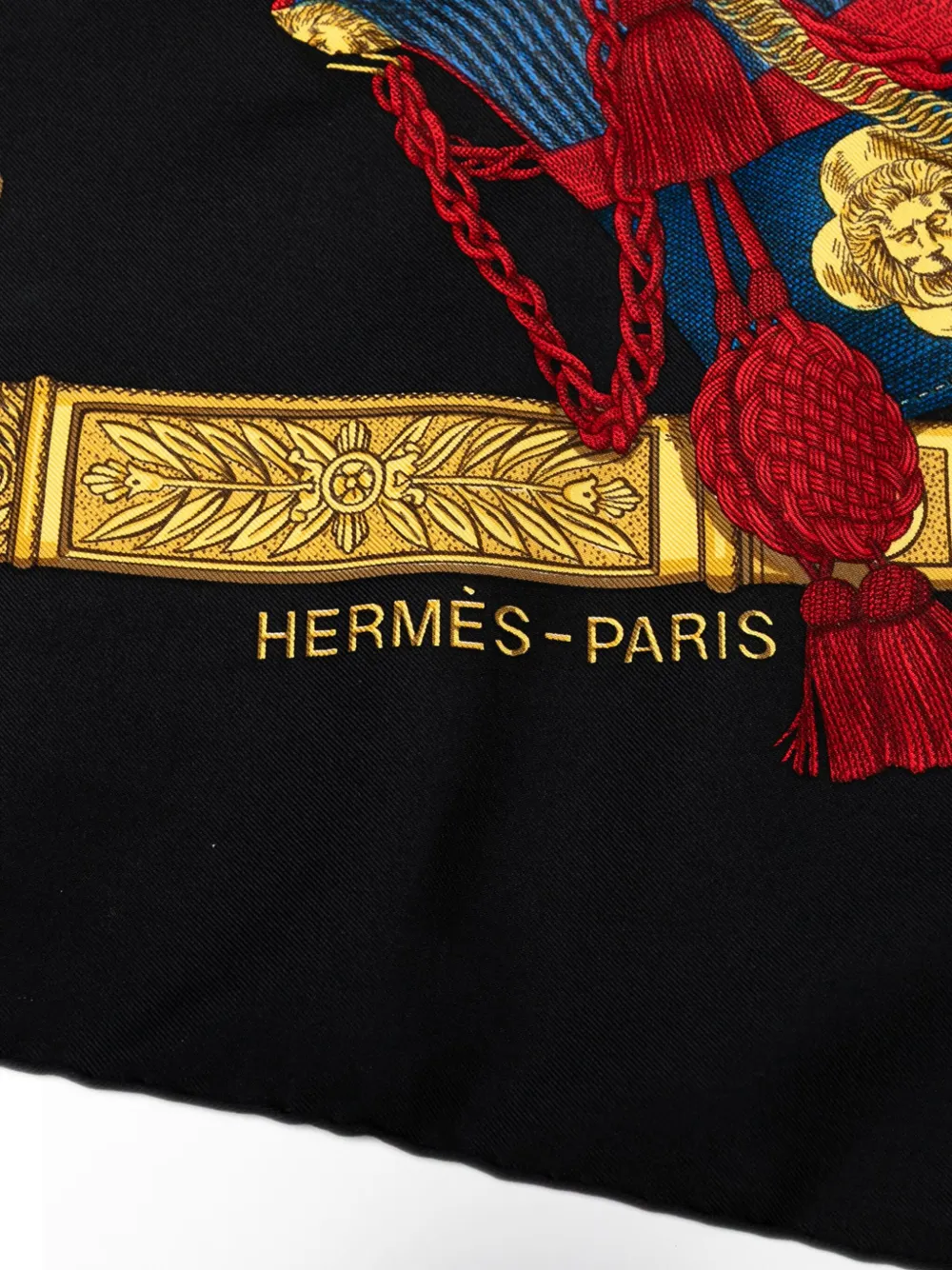 Hermès Pre-Owned foulard Grand Uniforme en soie 20e siècle | Image 2