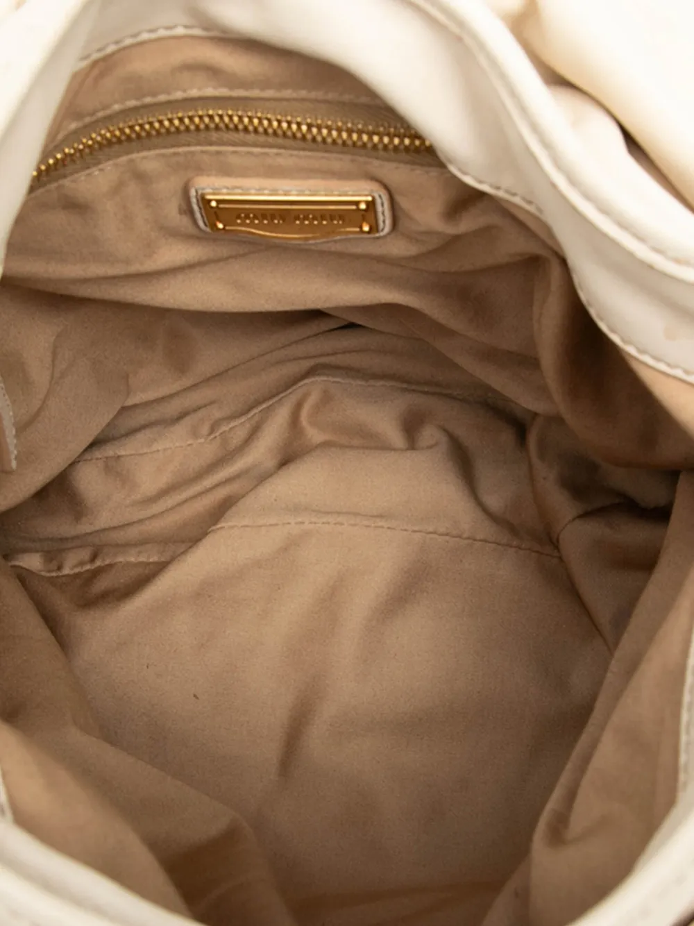 Pre-owned Miu Miu 2010 Matelasse Nappa Coffer Satchel In White