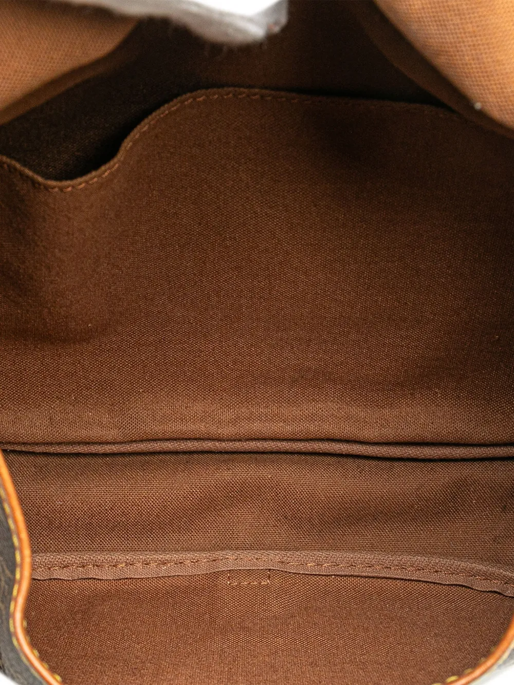 Pre-owned Louis Vuitton 1992 Monogram Saumur 30 Crossbody Bag In Brown