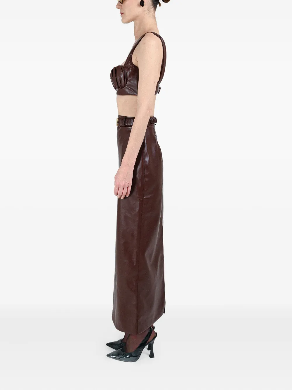 Rowen Rose Belted Skirt In Burgundy