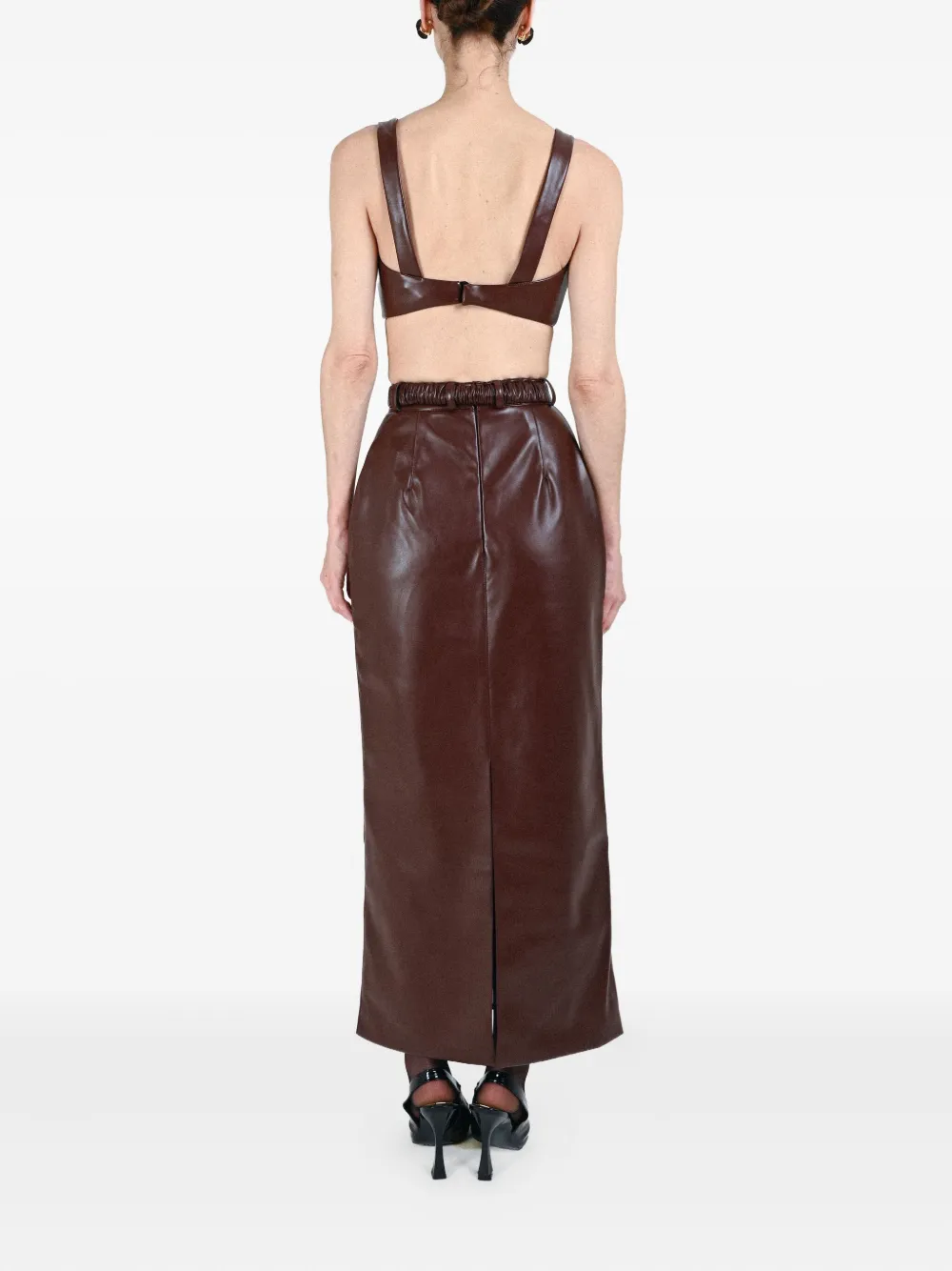 Rowen Rose Belted Skirt In Burgundy