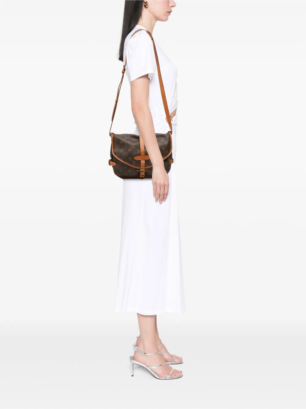 Pre-owned Louis Vuitton 1991 Monogram Saumur 30 Crossbody Bag In Brown