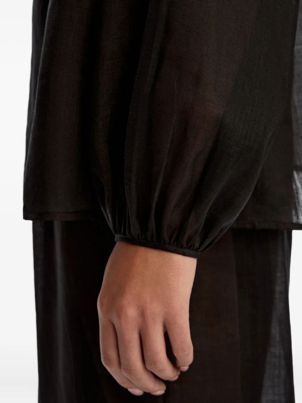 12 Storeez Rami Blouse In Black